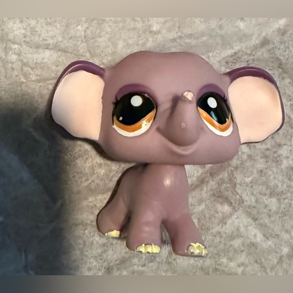 Littlest pet shop years 2005, 2007, 2009
 #50, #1082,  #1086 - Picture 5 of 9